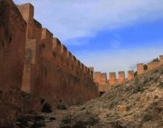 Descubre la importancia histórica y estratégica de Biar: un destino imprescindible para los amantes del turismo cultural