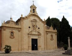 Descubre el encanto del Santuario de Nuestra Señora de Gracia en Biar: un destino imperdible para tu próximo viaje de turismo