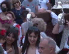 Descubre la fascinante romería a la Ermita de San Pascual en Biar: un viaje imperdible para los amantes del turismo religioso